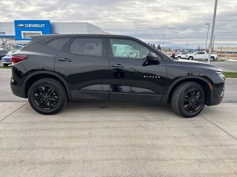 Certified 2022 Chevrolet Blazer LT image 2