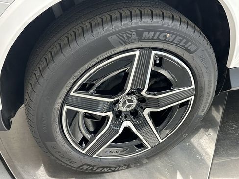 New 2026 Mercedes-Benz GLC 300 image 19