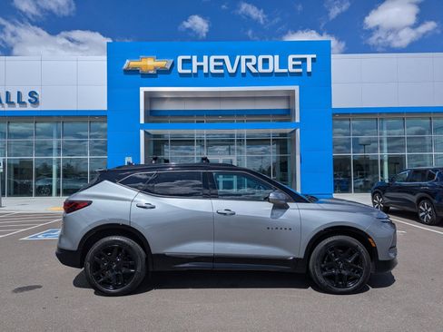 Used 2023 Chevrolet Blazer RS w/ Driver Confidence II Package AWD/4WD image 40