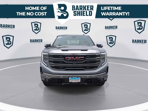 Used 2025 GMC Sierra 1500 SLT w/ SLT Premium Plus Package AWD/4WD image 4