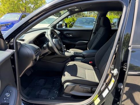 Used 2024 Honda HR-V Sport image 17
