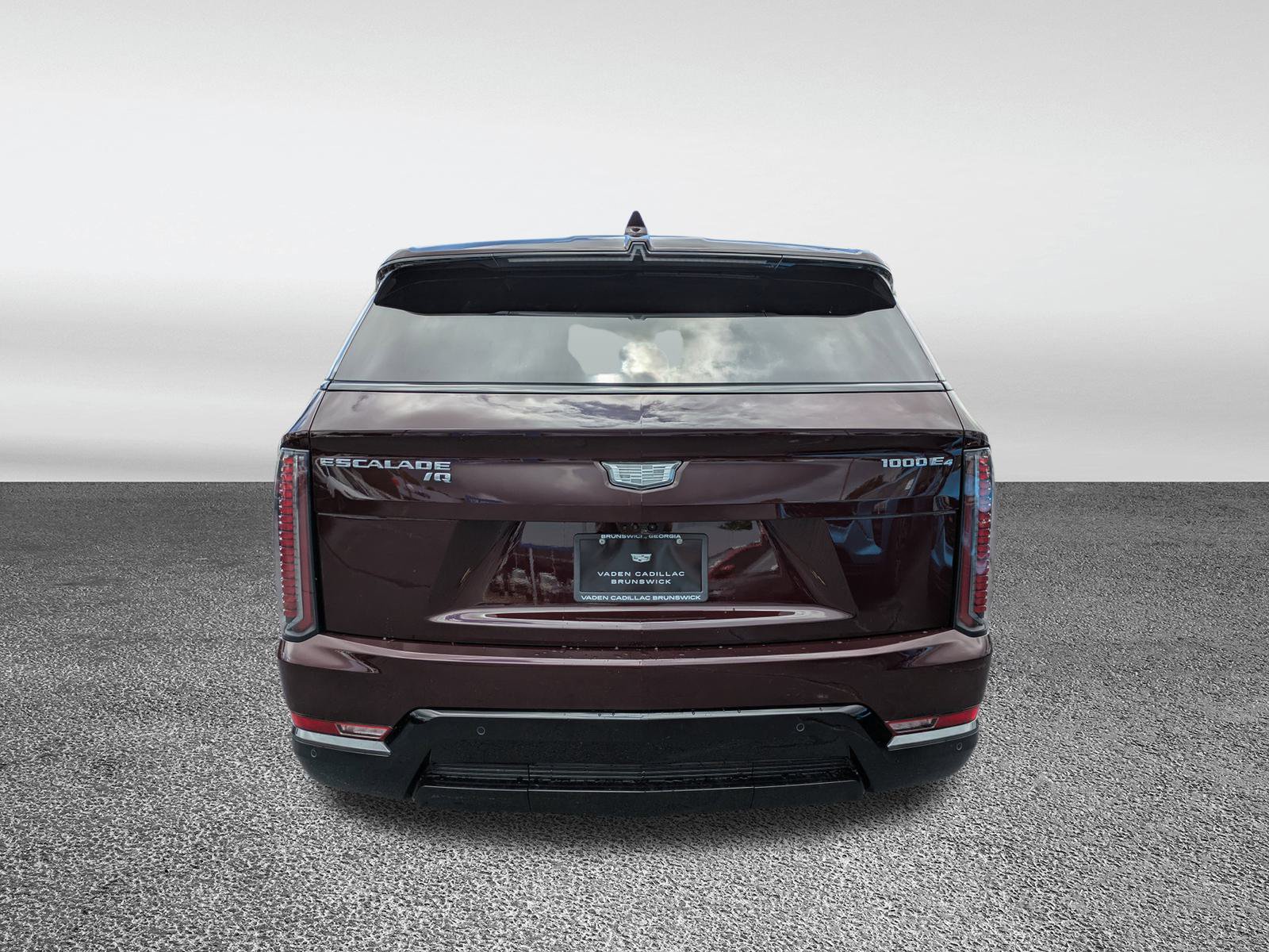 New 2026 Cadillac Escalade IQ Sport 1 w/ LPO, Floor Liner Package AWD/4WD image 23