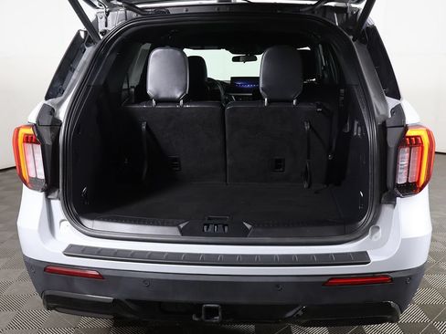 Used 2026 Ford Explorer ST-Line AWD/4WD image 12