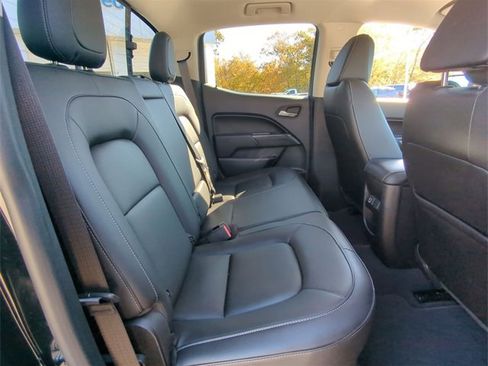 Certified 2022 Chevrolet Colorado ZR2 w/ ZR2 Midnight Special Edition image 25