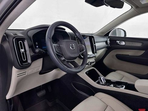Used 2023 Volvo XC40 B5 Plus w/ Driver Assist Package AWD/4WD image 14