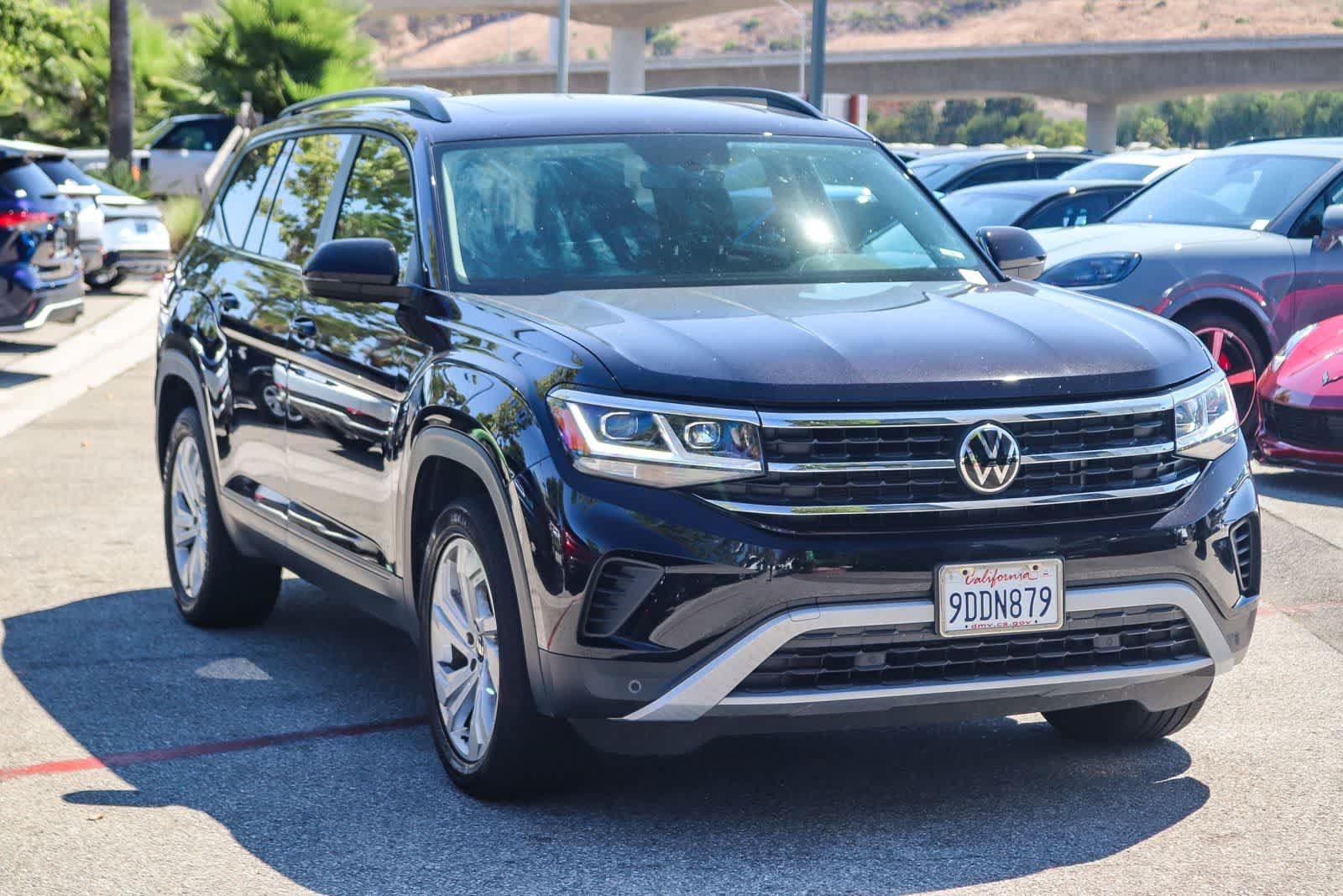 Used 2023 Volkswagen Atlas SE FWD image 3