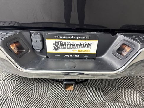 Used 2018 RAM 1500 ST w/ SXT Appearance Group AWD/4WD image 15