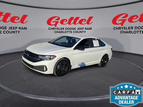 Used 2022 Volkswagen Jetta Sport w/ IQ.Drive Package image 4