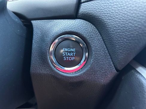 Used 2021 Toyota RAV4 XLE Premium FWD image 29
