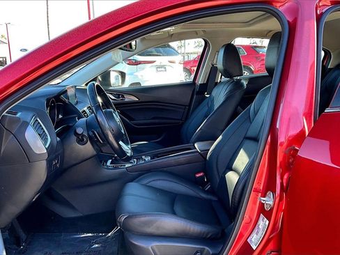 Used 2018 MAZDA MAZDA3 Grand Touring w/ Premium Equipment Package image 14