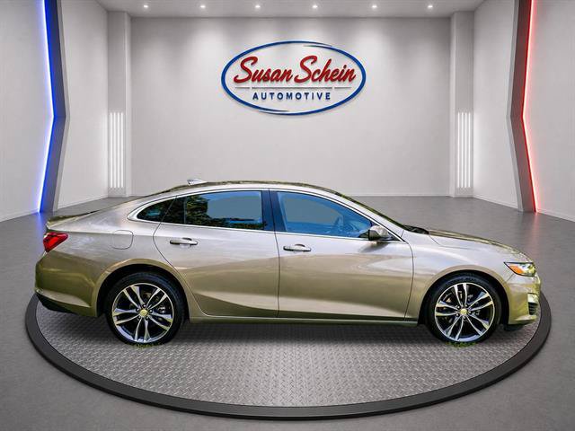 Used 2024 Chevrolet Malibu LT FWD image 2