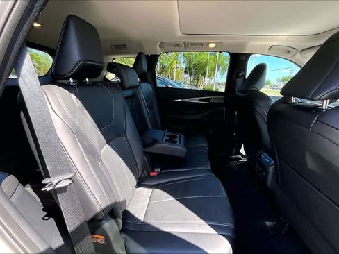 Used 2024 INFINITI QX60 Luxe image 20