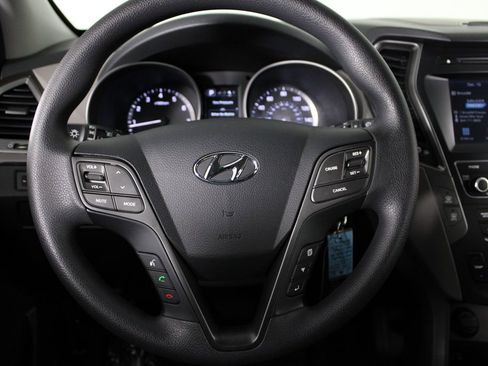 Used 2017 Hyundai Santa Fe Sport image 7