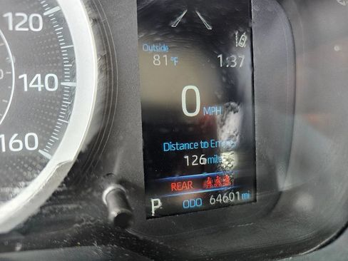 Used 2022 Toyota Corolla LE FWD image 9