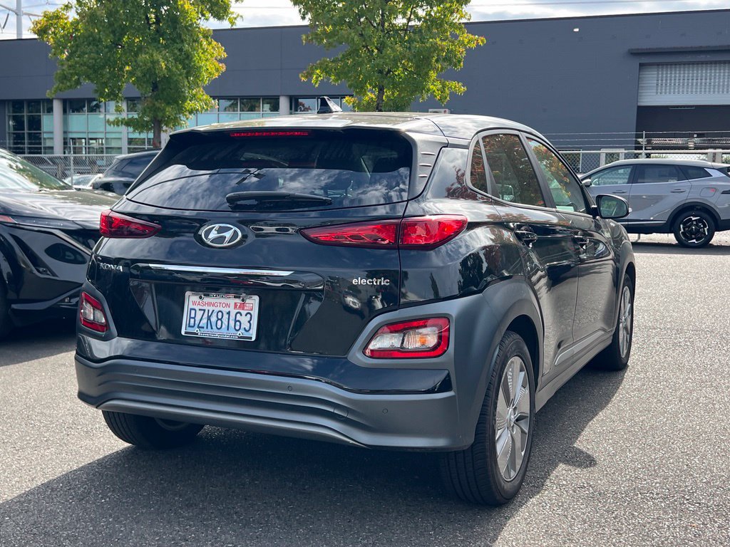 Used 2021 Hyundai Kona Ultimate w/ Cargo Package FWD image 5