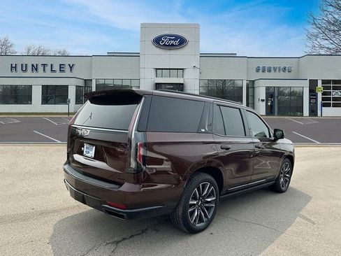 Used 2022 Cadillac Escalade Sport w/ Touring Package image 5