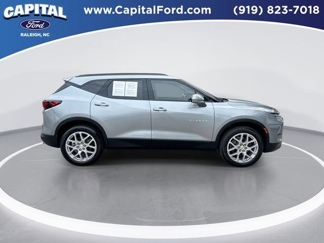 Used 2024 Chevrolet Blazer LT w/ Convenience Package FWD image 9
