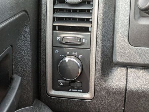 Used 2018 RAM 1500 Tradesman w/ Popular Equipment Group AWD/4WD image 14