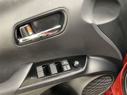 Used 2020 Toyota Prius Prime XLE image 3