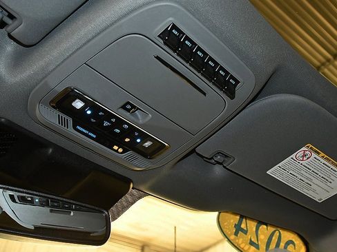 Used 2024 Ford F250 Lariat w/ Lariat Ultimate Package image 28