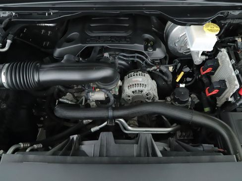 Used 2019 RAM 1500 Laramie image 18