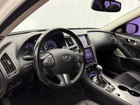 Used 2017 INFINITI Q50 3.0t Premium w/ 3.0T Premium Plus Package RWD image 9