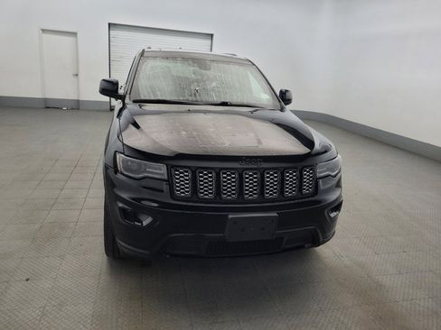 Used 2022 Jeep Grand Cherokee Laredo X AWD/4WD image 14