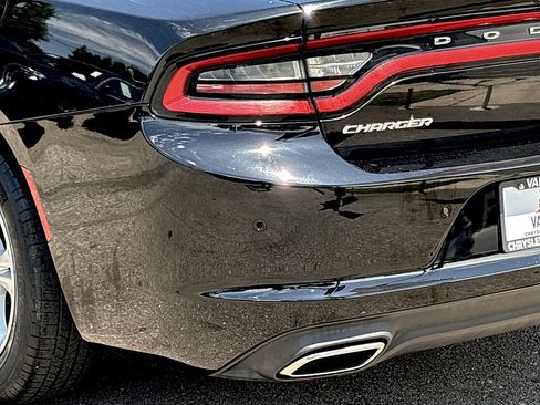 Used 2022 Dodge Charger SXT RWD image 5