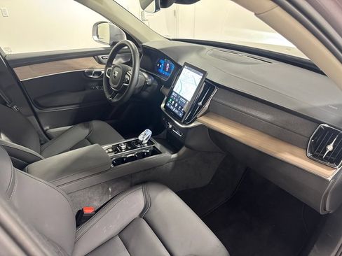 Used 2026 Volvo XC90 B6 Plus AWD/4WD image 28