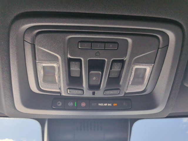 Used 2026 GMC Sierra 2500 AT4 w/ AT4 Premium Plus Package AWD/4WD image 28