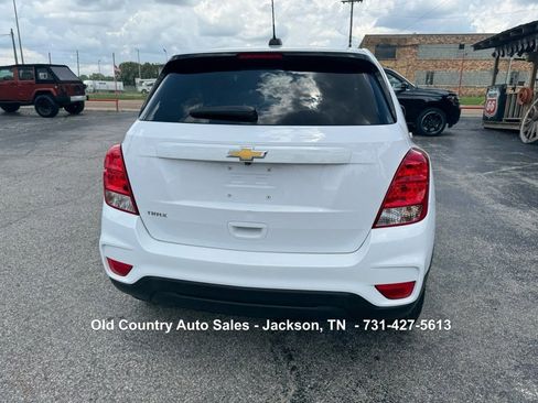 Used 2020 Chevrolet Trax LS w/ Tint and Cruise Package image 7