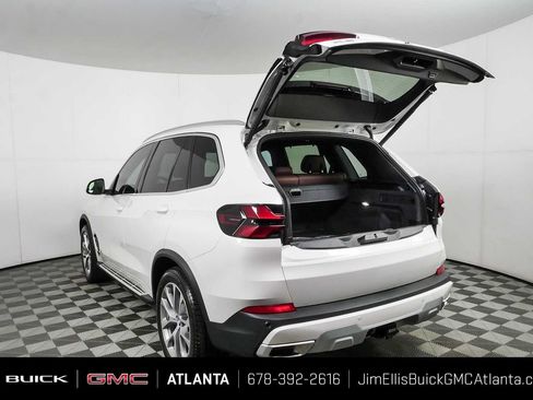 Used 2026 BMW X5 xDrive40i w/ Executive Package AWD/4WD image 33
