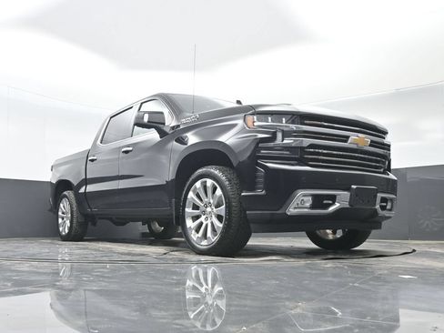 Used 2020 Chevrolet Silverado 1500 High Country w/ Technology Package AWD/4WD image 42