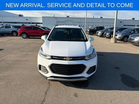 Used 2018 Chevrolet Trax LT w/ Driver Confidence Package FWD image 4