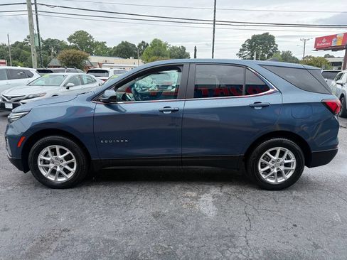 Used 2024 Chevrolet Equinox LT w/ Driver Convenience Package AWD/4WD image 9