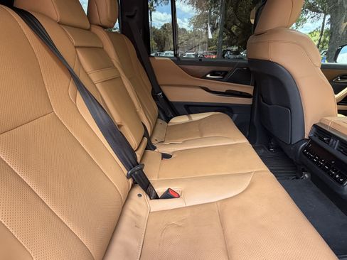 Used 2023 Lexus LX 600 4WD w/ Appearance Package image 41