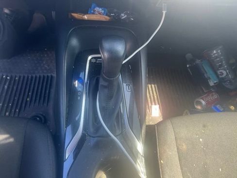 Used 2024 Toyota Corolla SE FWD image 5