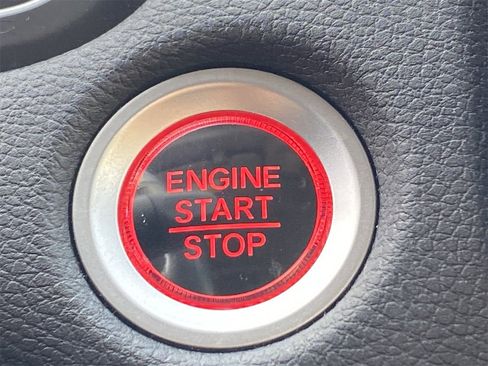 Used 2019 Honda CR-V Touring image 8