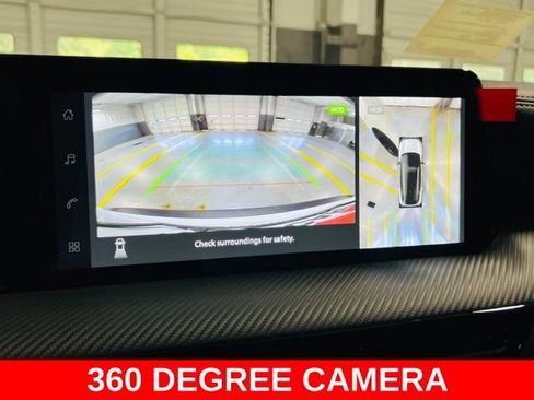 New 2026 Nissan Kicks SR FWD image 7