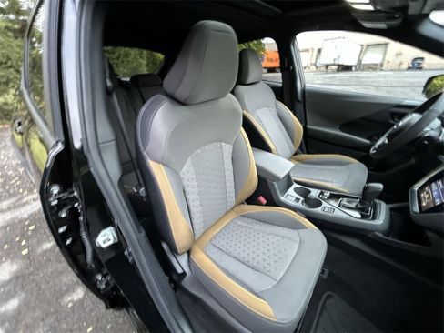 Certified 2025 Subaru Crosstrek 2.5i Sport image 25