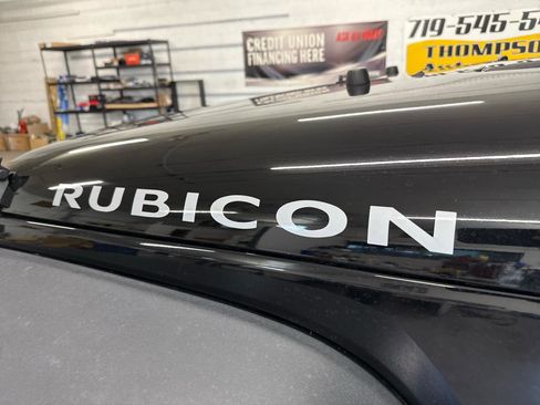 Used 2015 Jeep Wrangler Rubicon w/ Power Convenience Group AWD/4WD image 74
