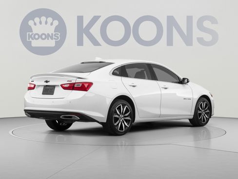 Used 2025 Chevrolet Malibu LT FWD image 4