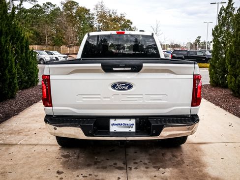 Used 2024 Ford F150 XLT image 10