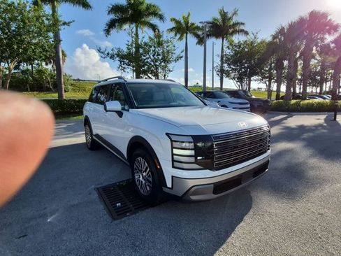 Used 2026 Hyundai Palisade SEL FWD image 3