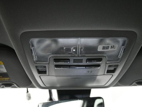 Used 2018 Toyota Highlander Limited w/ Protection Package #3 image 17