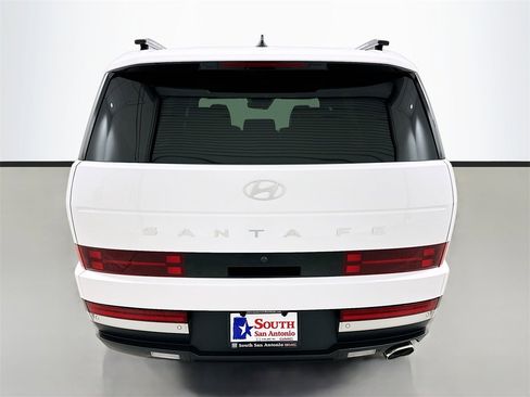 Used 2024 Hyundai Santa Fe Limited image 6
