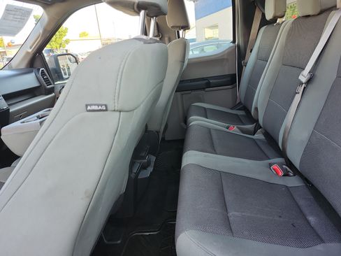 Used 2017 Ford F150 XL w/ Equipment Group 101A Mid AWD/4WD image 16