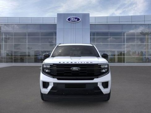 New 2025 Ford Expedition Platinum w/ Stealth Performance Package AWD/4WD image 6