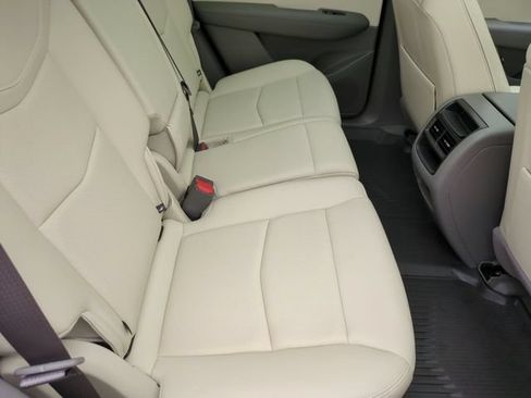 Certified 2024 Cadillac XT5 Premium Luxury w/ Technology Package AWD/4WD image 26