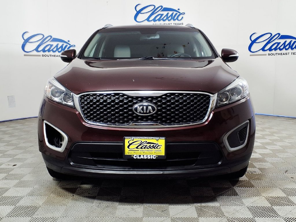 Used 2017 Kia Sorento FWD w/ LX Convenience Package image 3